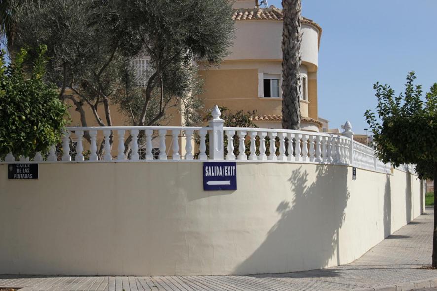 Allotjament i esmorzar Casa Frente Al Rosa Torrevieja