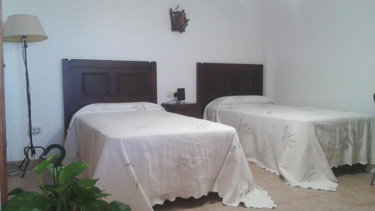 Allotjament i esmorzar Casa Frente Al Rosa